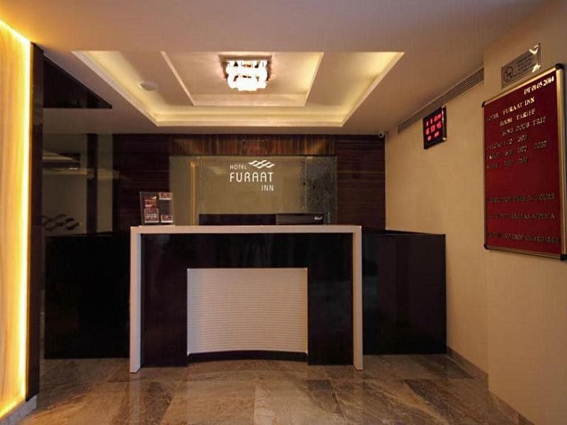 Golden Plaza Hotell Ahmedabad Exteriör bild